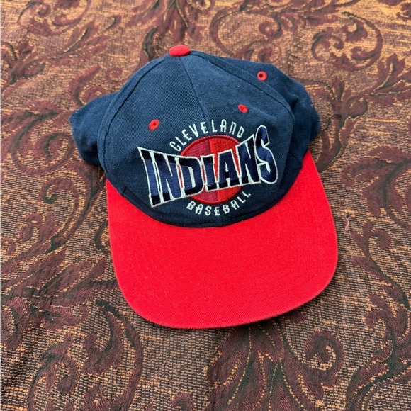 VTG STARTER Cleveland Indians Hat - Picture 1 of 3